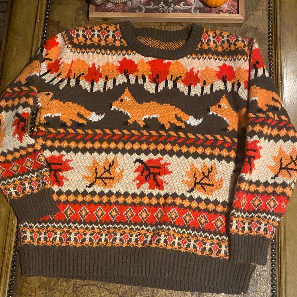 Beautiful Fox Sweater!  Kiel James Patrick Dupe